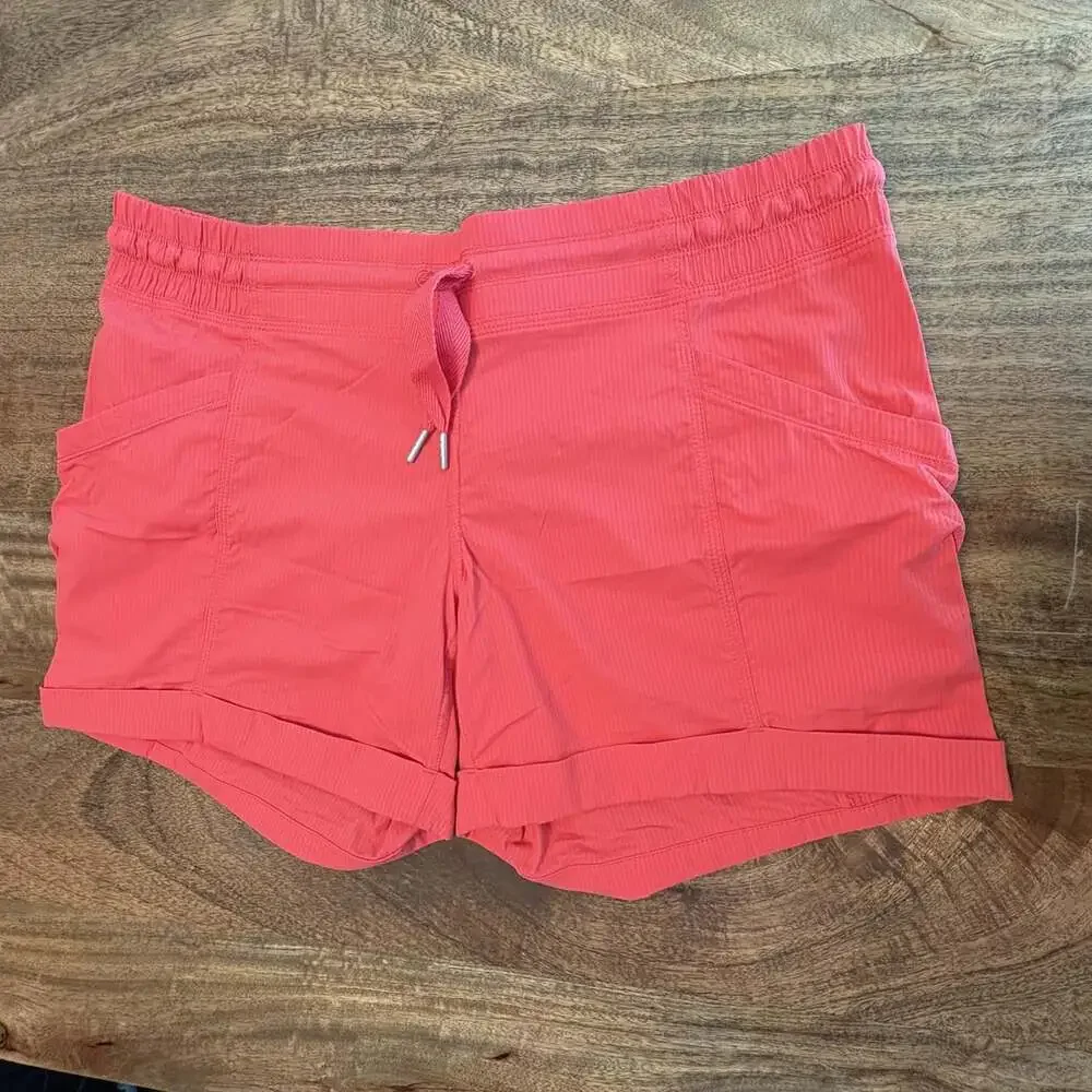 Lululemon Shorts Womens 10 Pink Elastic Waist 5 Inseam Running Athletic Yoga